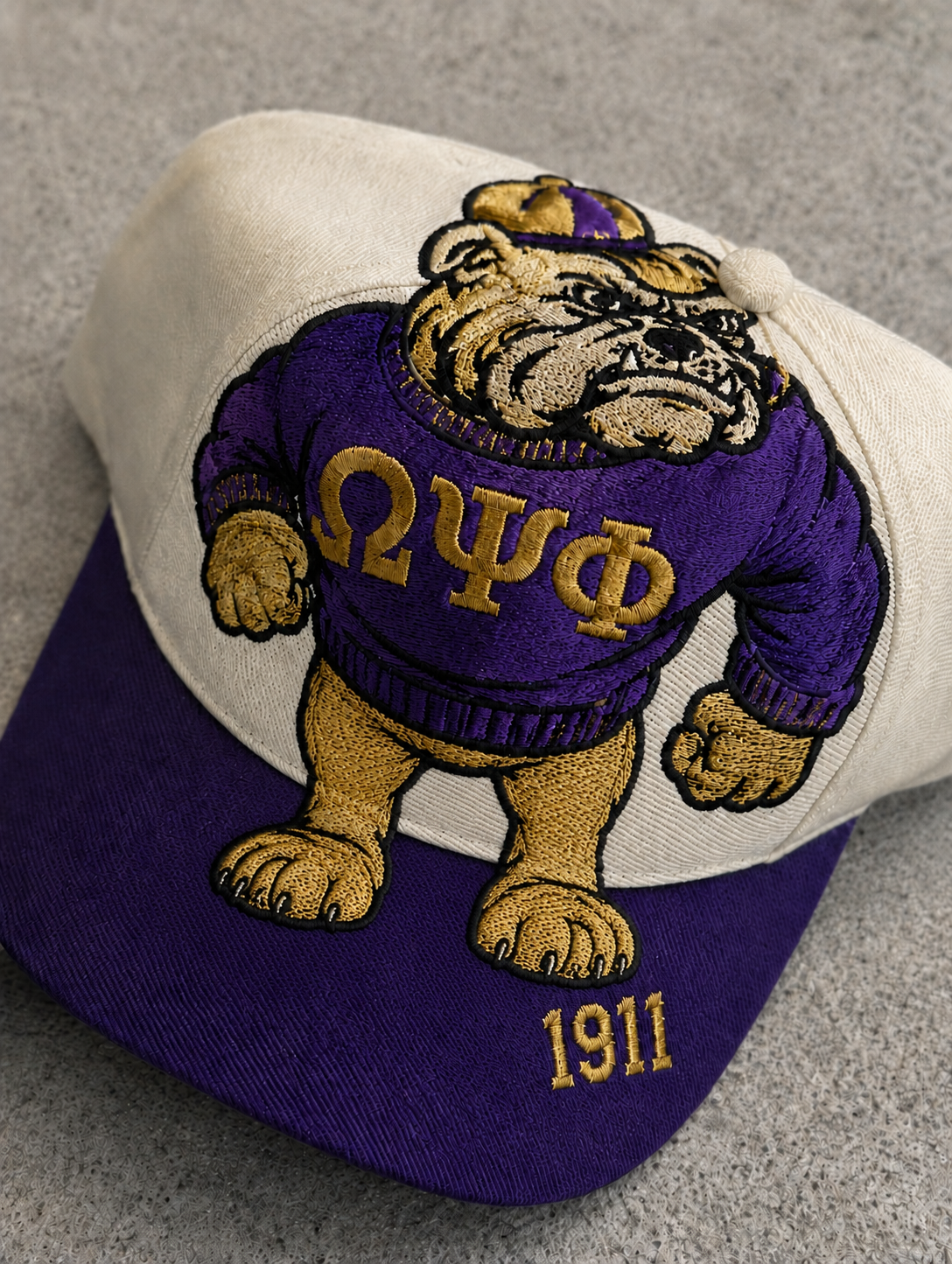 5 panel hat - Bulldogs sweater (PRE ORDER)